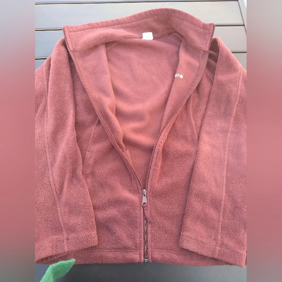 Columbia Fleece Front Zippered Jacket, Size Large, Burgundy - Picture 2 of 14